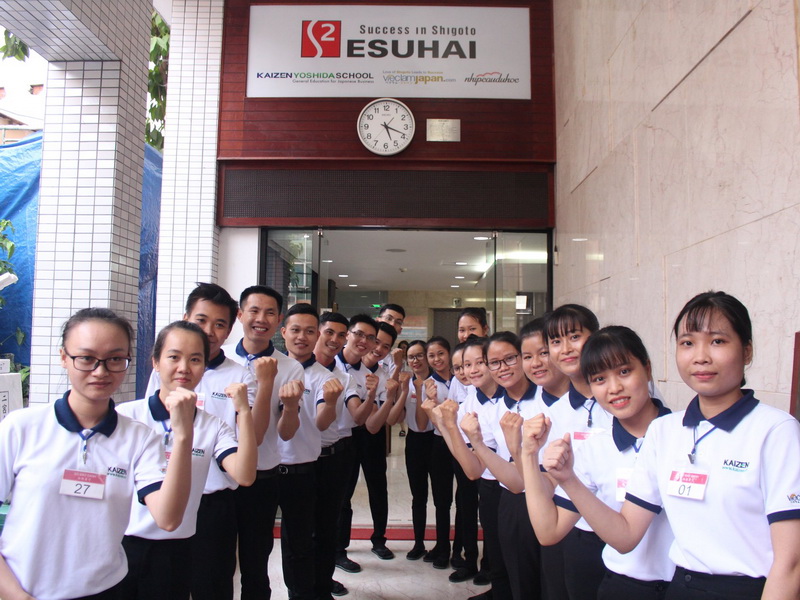 xuat-khau-lao-dong-esuhai-trungn